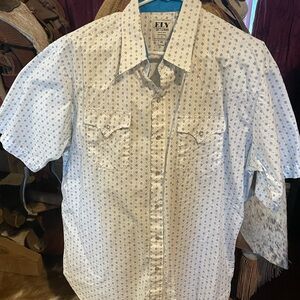 Ely Cattleman White and Blue Casual Button Down Shirt